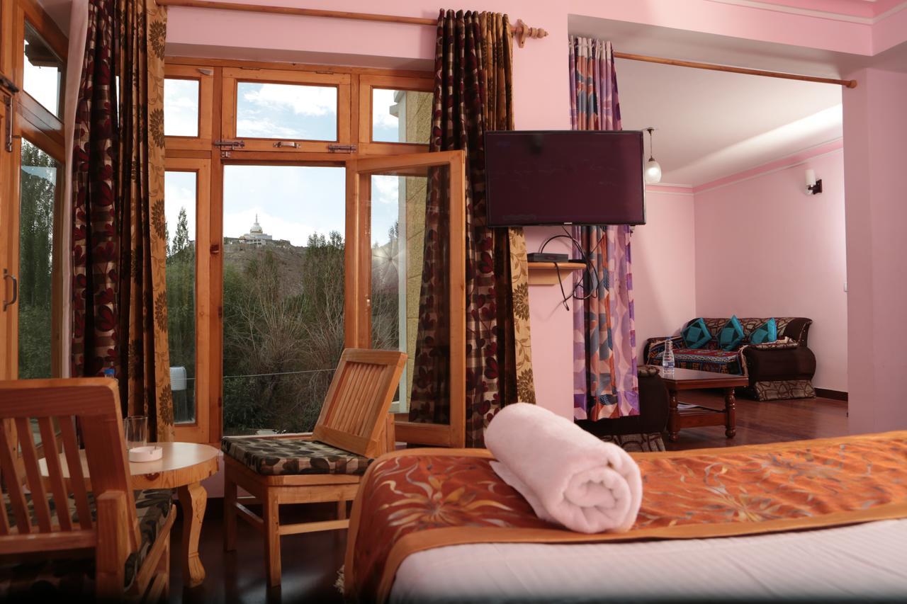 Hotel Nature'S Land Leh Bagian luar foto